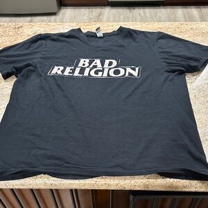 Gildan Black Graphic Men's Tee